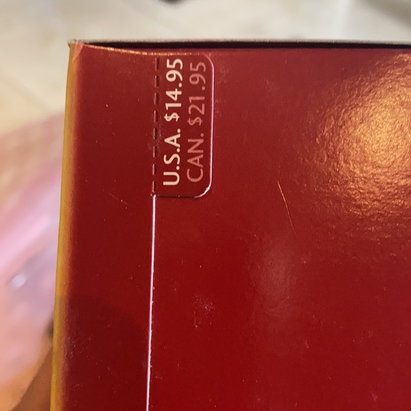 Hallmark - Picture 2 of 3